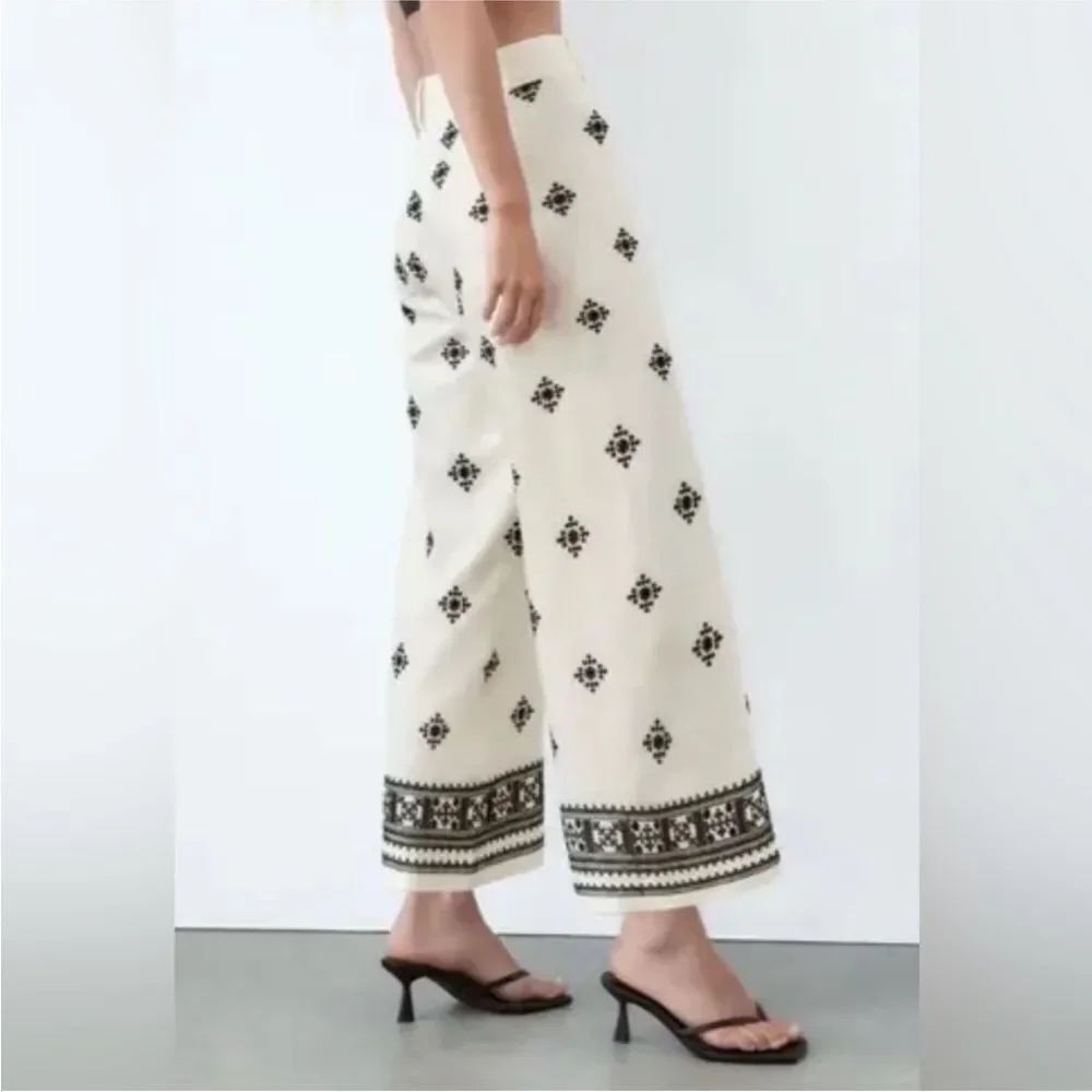 Zara embroidered linen white black wide leg high rise pant large